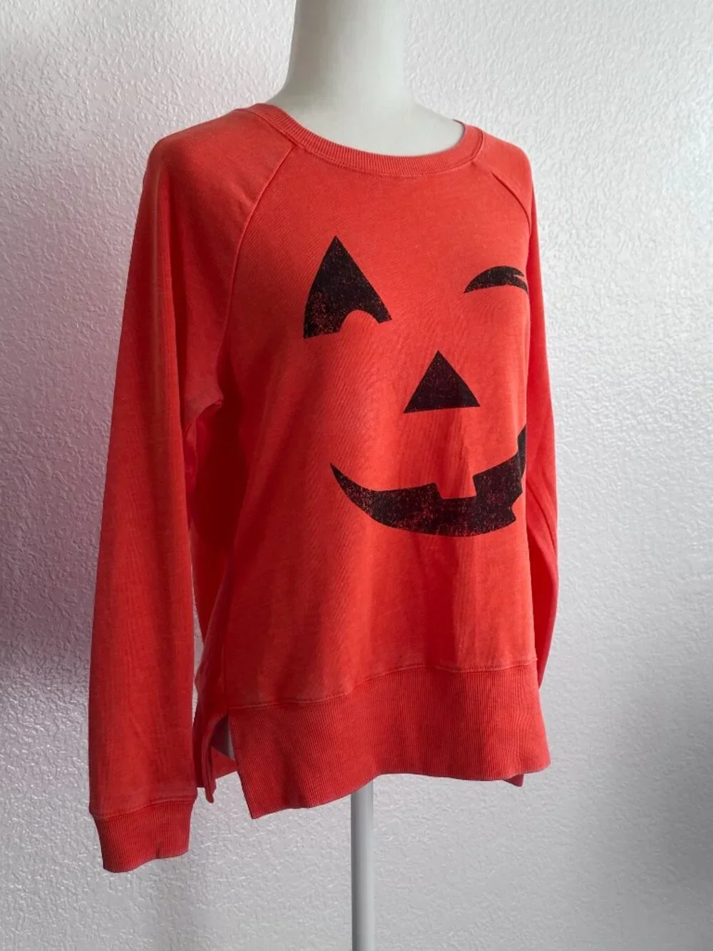 Grayson Threads Pumpkin Face Sweatshirt Size Large Orange Halloween Graphic Cozy - Picture 2 of 8